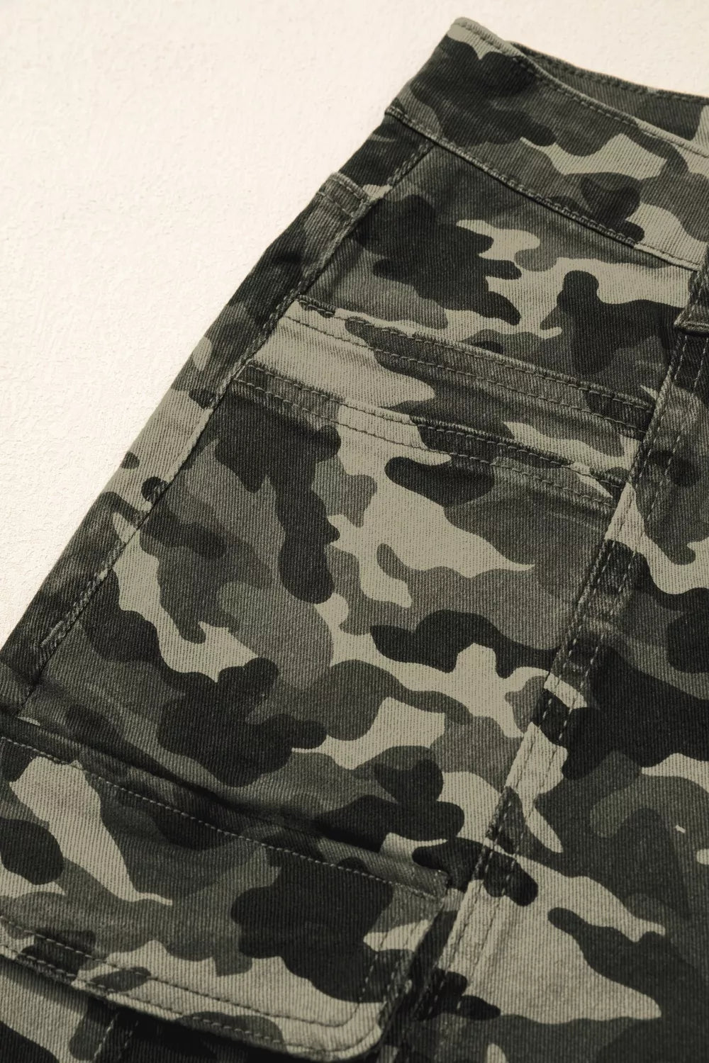 Camouflage Print Multi Pocketed Women's Denim Pants