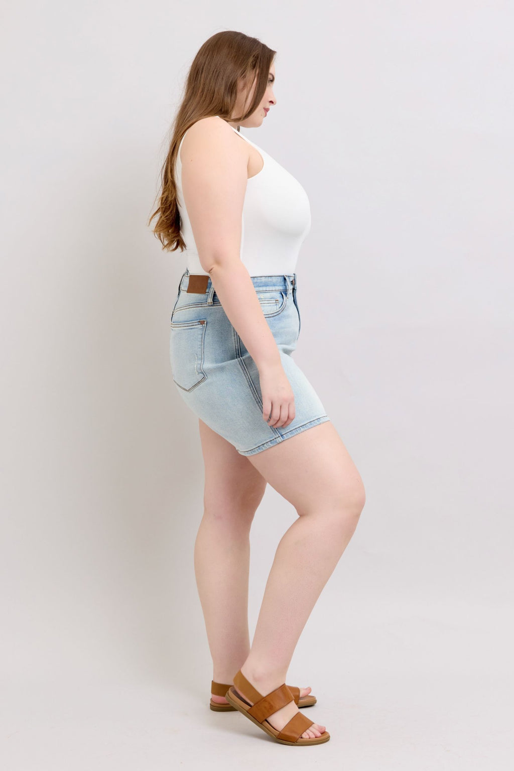 2 Button Denim Shorts with Pockets