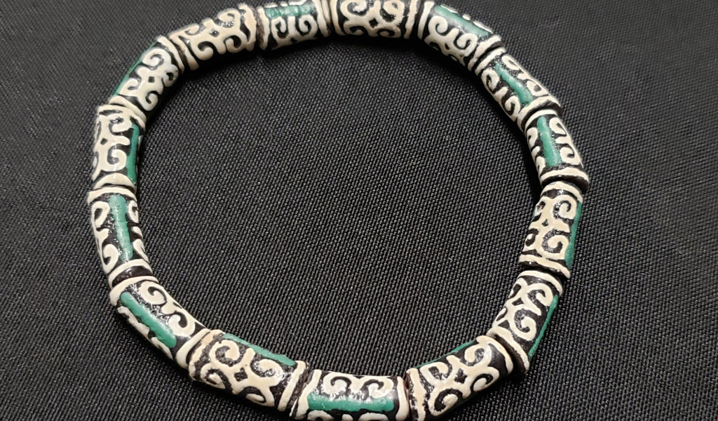 African Beads: 15 Small Adinkra Glass Beads. "Ram Horn"  Meaning Humility and Strength. Ghana Krobo Beads. Green and Cream Beads