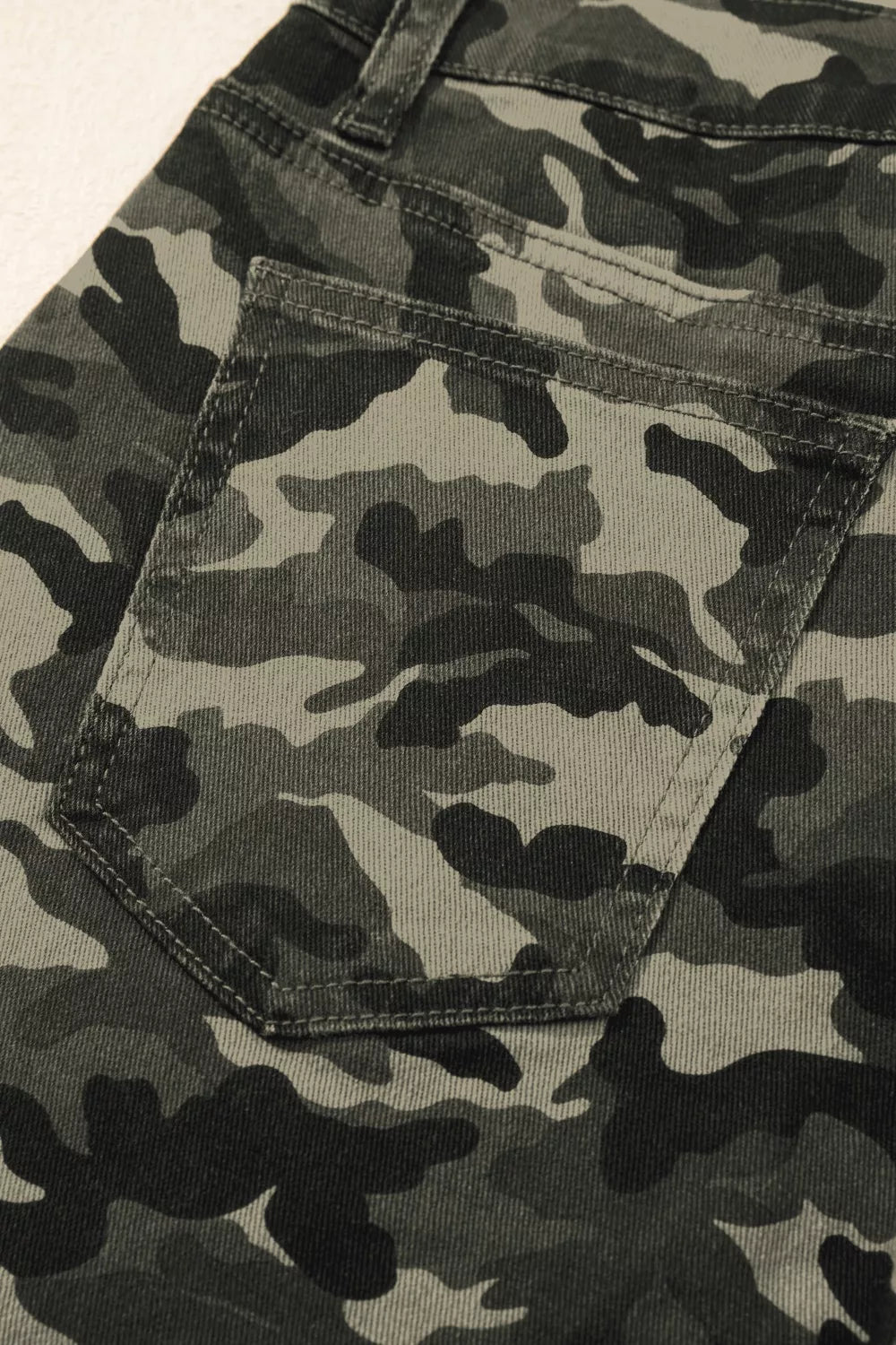 Camouflage Print Multi Pocketed Women's Denim Pants