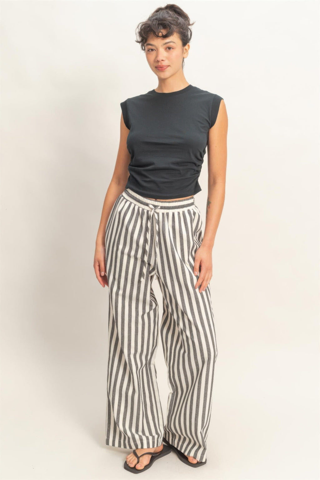 Vertical Striped Elastic Pants With Side Pockets