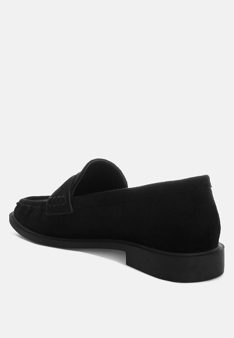 Stahla Round Toe Loafers