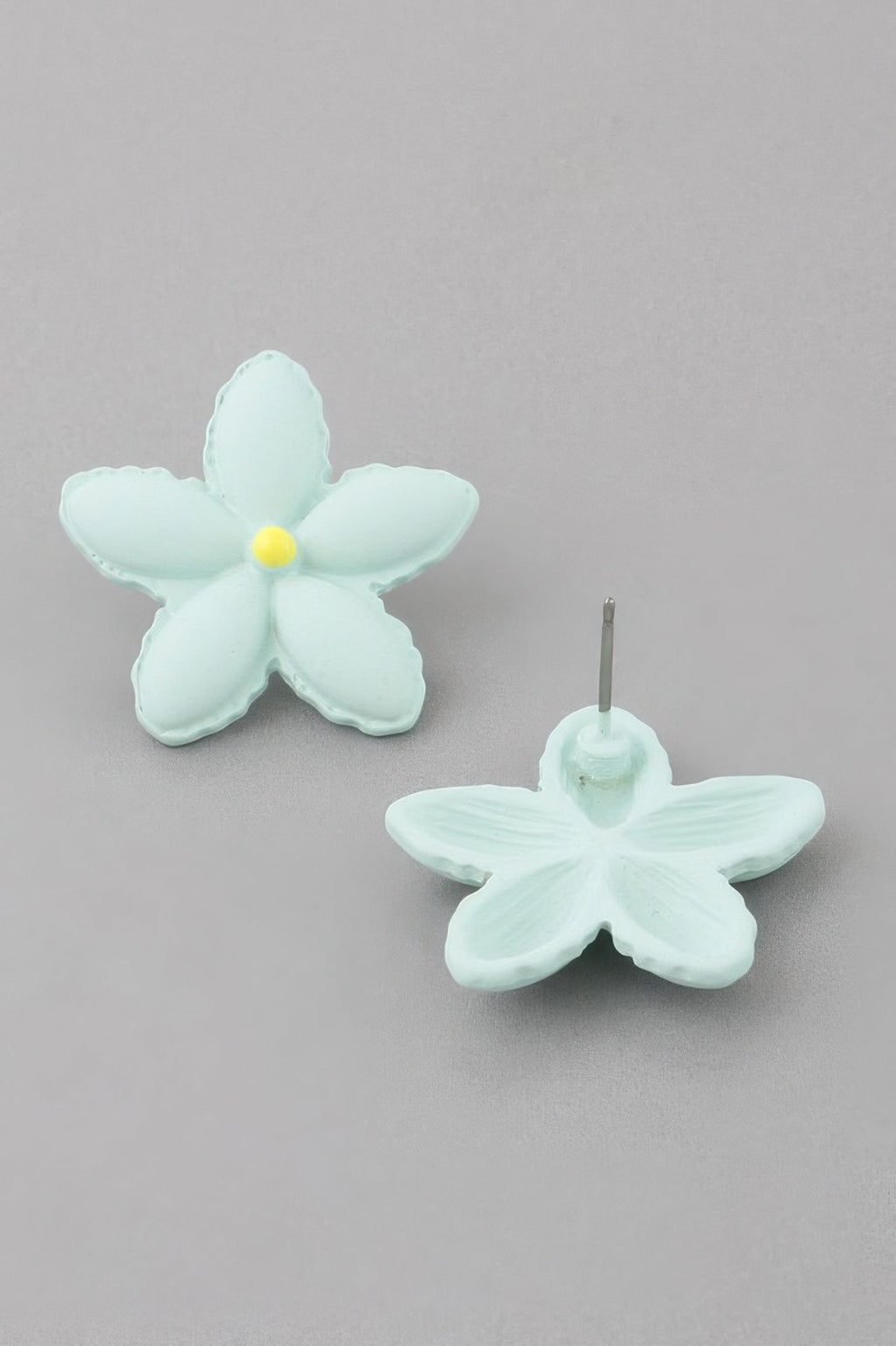 Bright Flower Stud Earrings