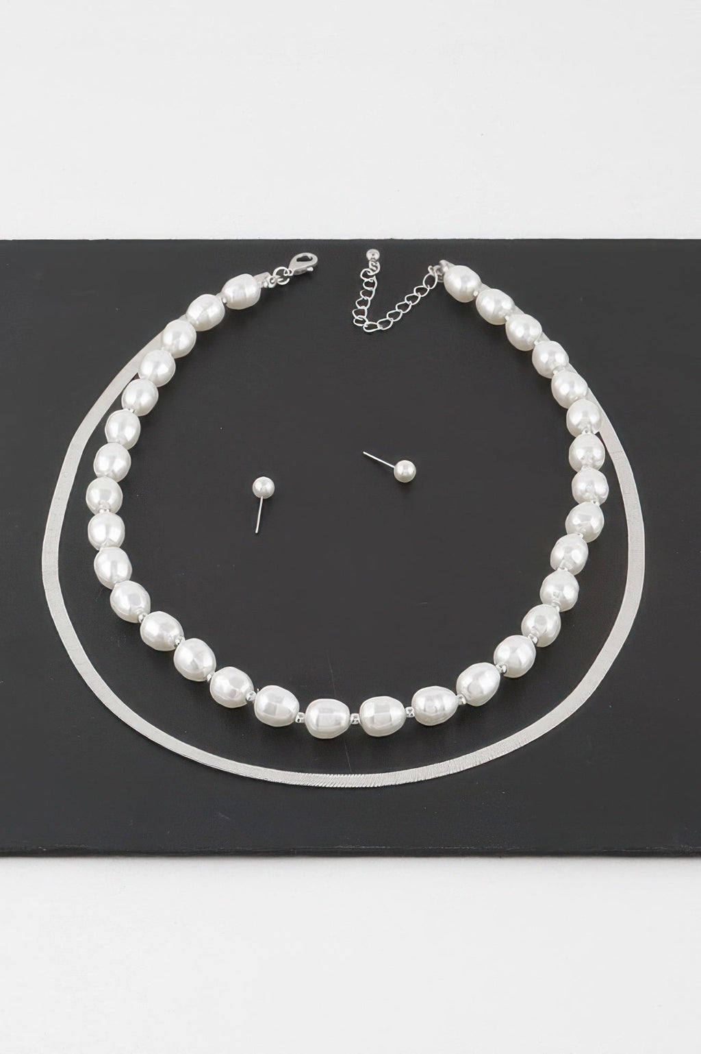 Stone Snake Chain Necklace