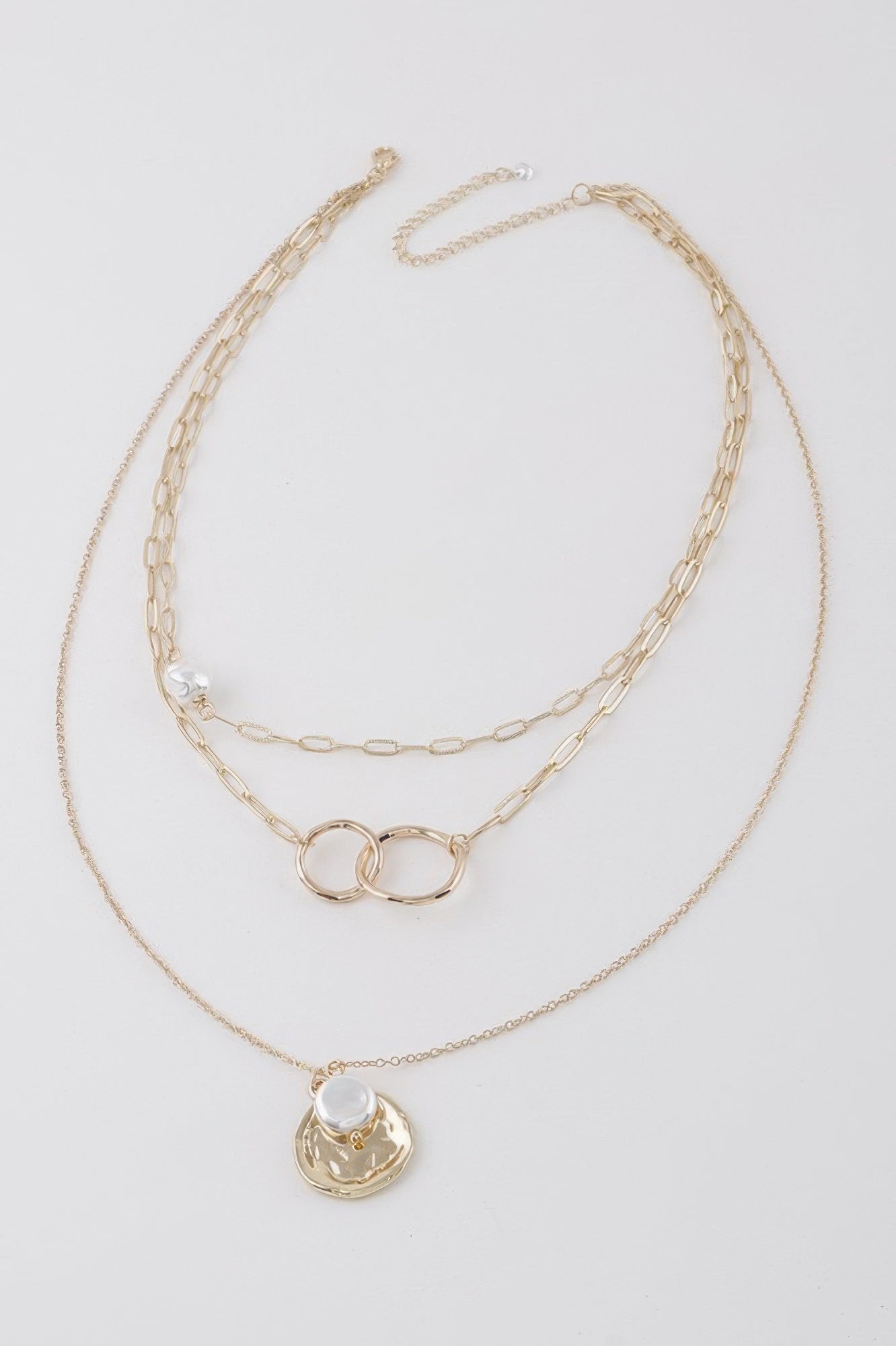 Multi Oo Pendant Necklace