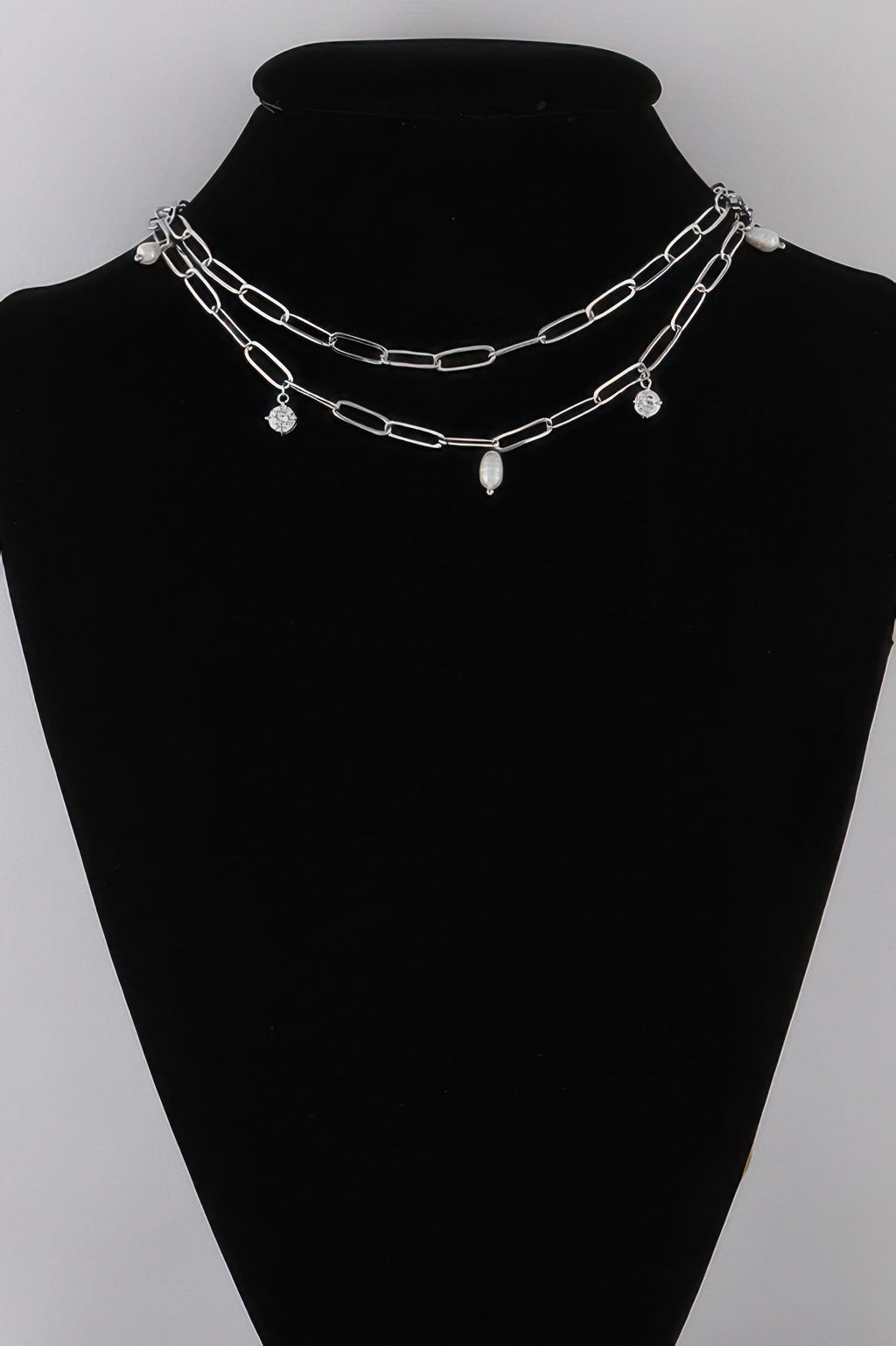 Rhinestone N Bead Chain Necklace