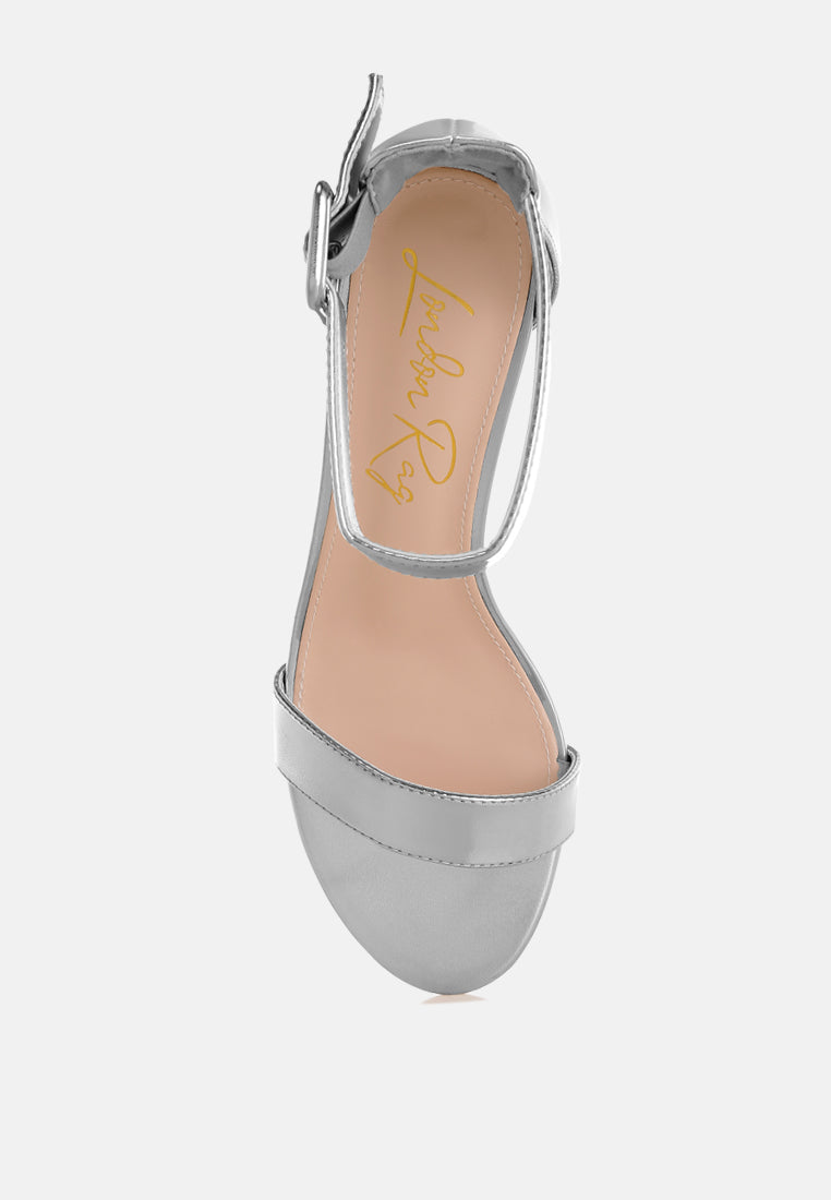 Yuti Glossy Kitten Heel Sandals