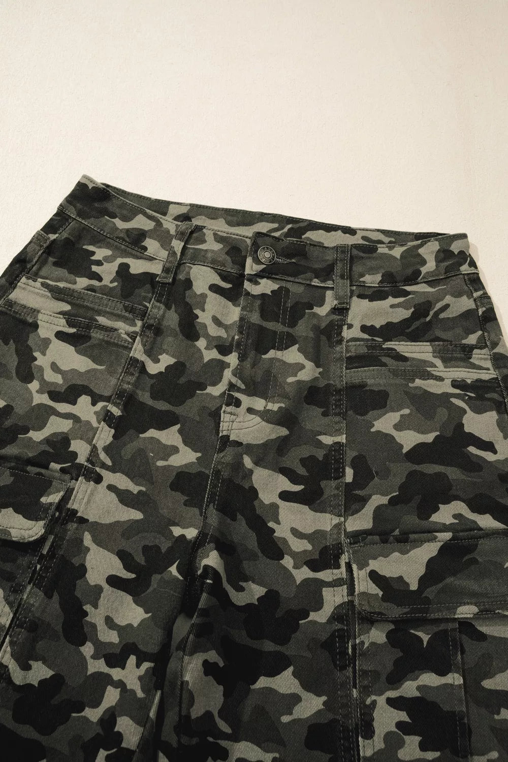 Camouflage Print Multi Pocketed Women's Denim Pants