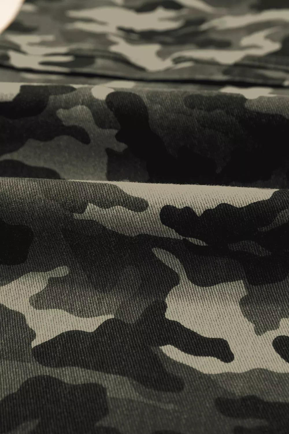 Camouflage Print Multi Pocketed Women's Denim Pants