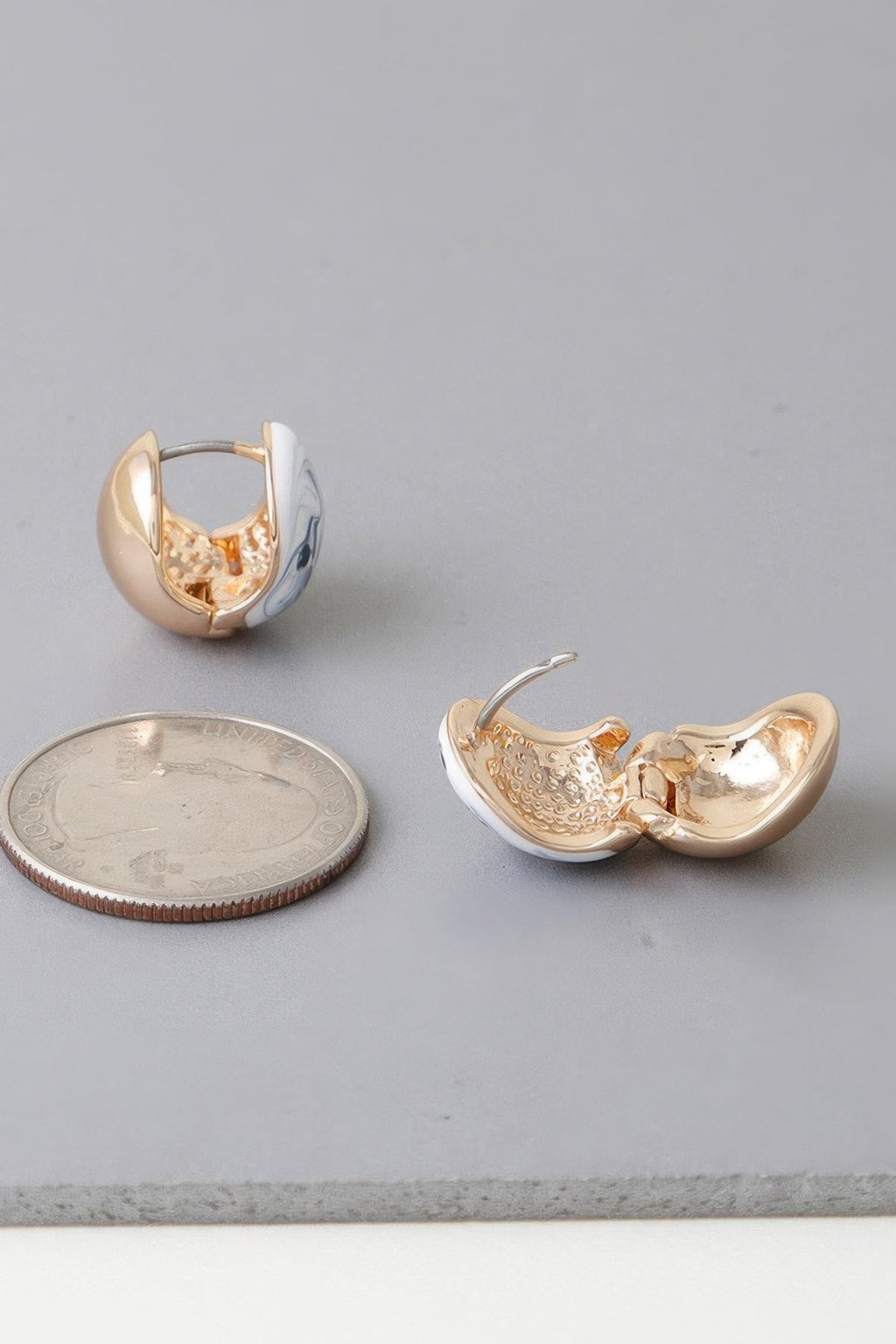 Vintage Marble Swirl Clasp Earrings